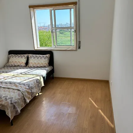 Luxury With 4 Bedrooms Lisbon