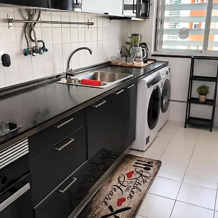 Lejlighed Spacious With 4 Bedrooms