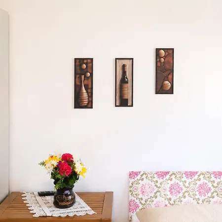 Spacious With 4 Bedrooms Lisbon