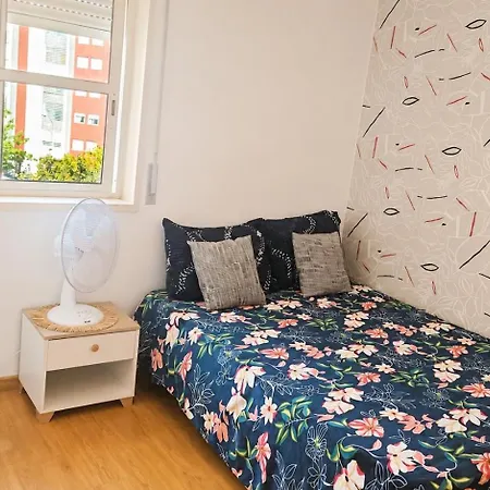 Spacious With 4 Bedrooms Apartment *