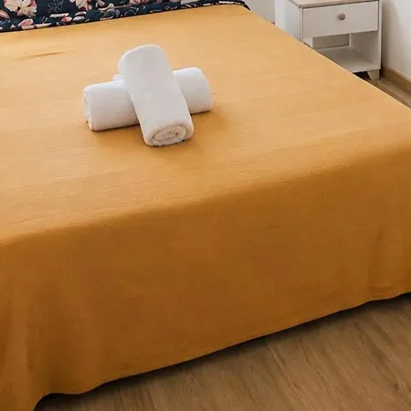 Spacious With 4 Bedrooms *